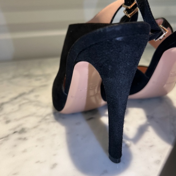 Giorgio Armani Pumps Suede Leather Ankle Strap Heel Size 39 - Picture 5 of 10